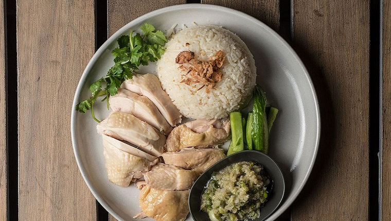 nên lựa chọn tủ nấu cơm bằng điện hay bằng gas