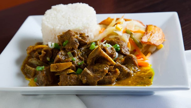 tủ nấu cơm công nghiệp 6 khay